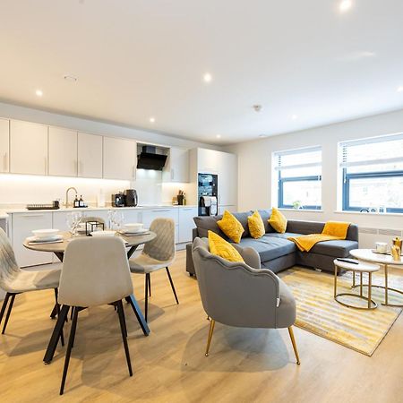 Modern 2 Bed Near Wythenshawe Hospital And Manchester Airport With Parking 外观 照片