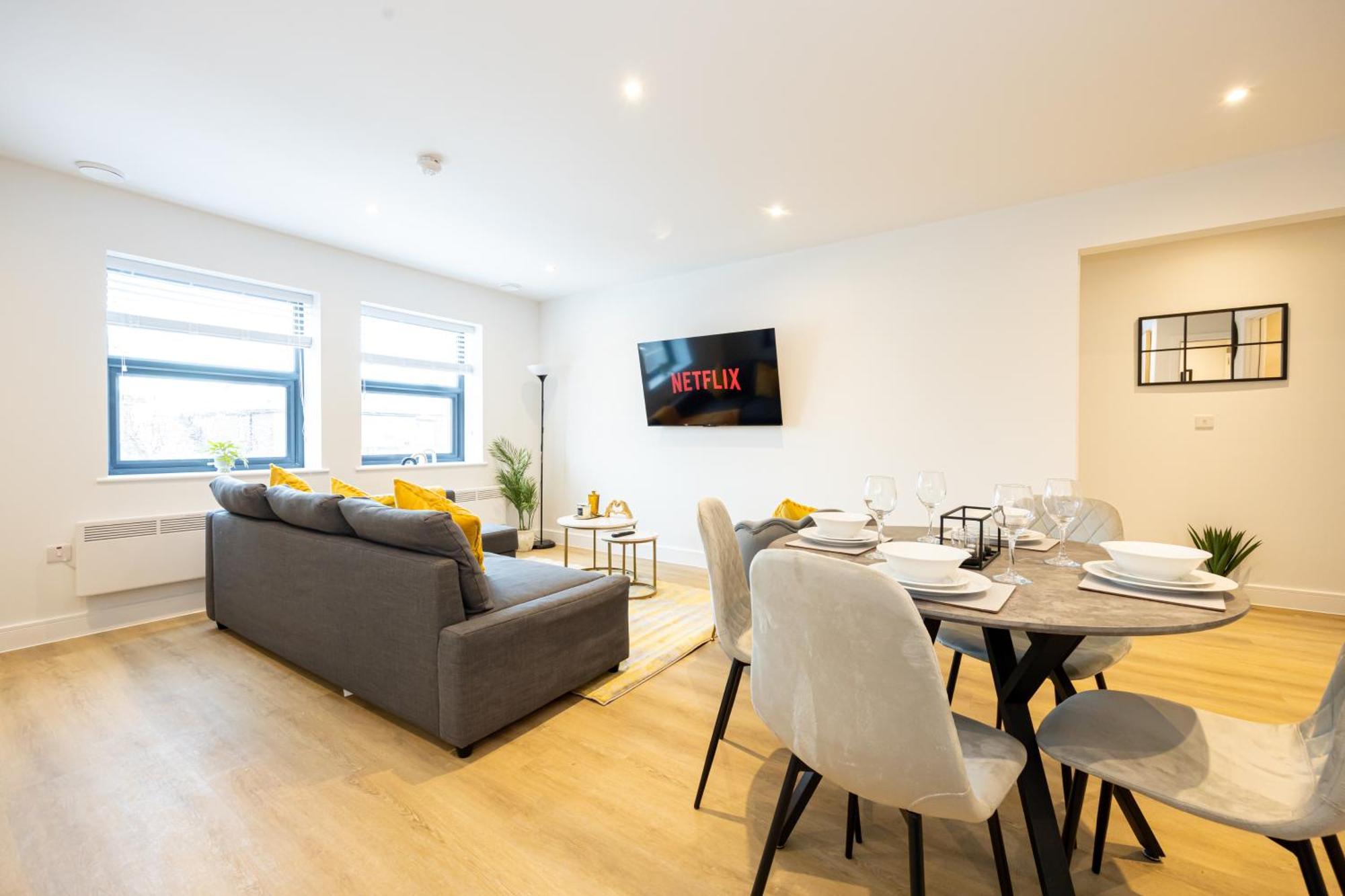Modern 2 Bed Near Wythenshawe Hospital And Manchester Airport With Parking 外观 照片
