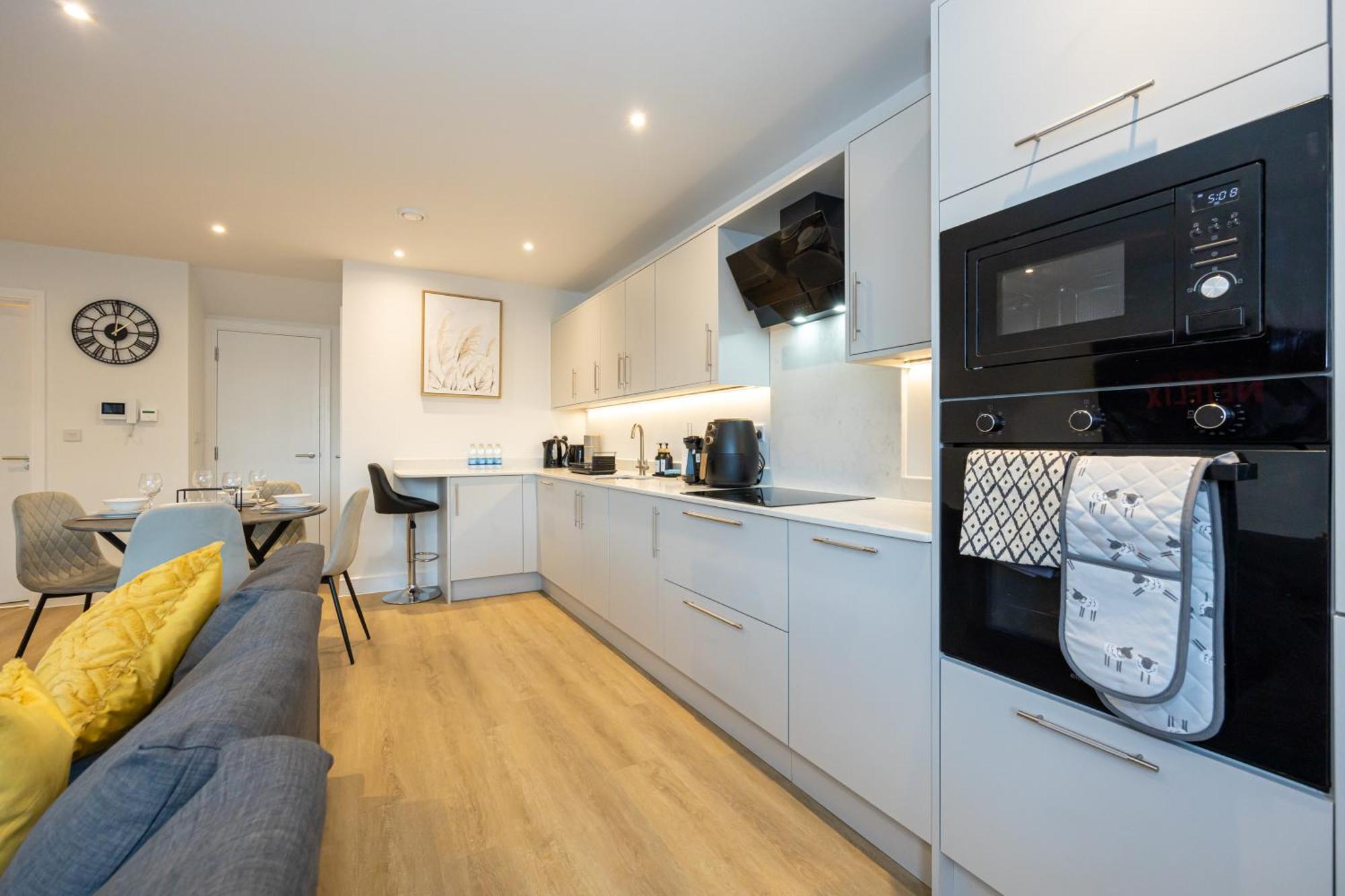 Modern 2 Bed Near Wythenshawe Hospital And Manchester Airport With Parking 外观 照片